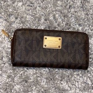 Michael Kors wallet